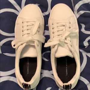 Tommy Hilfiger  8M Women’s Canvas Shoes